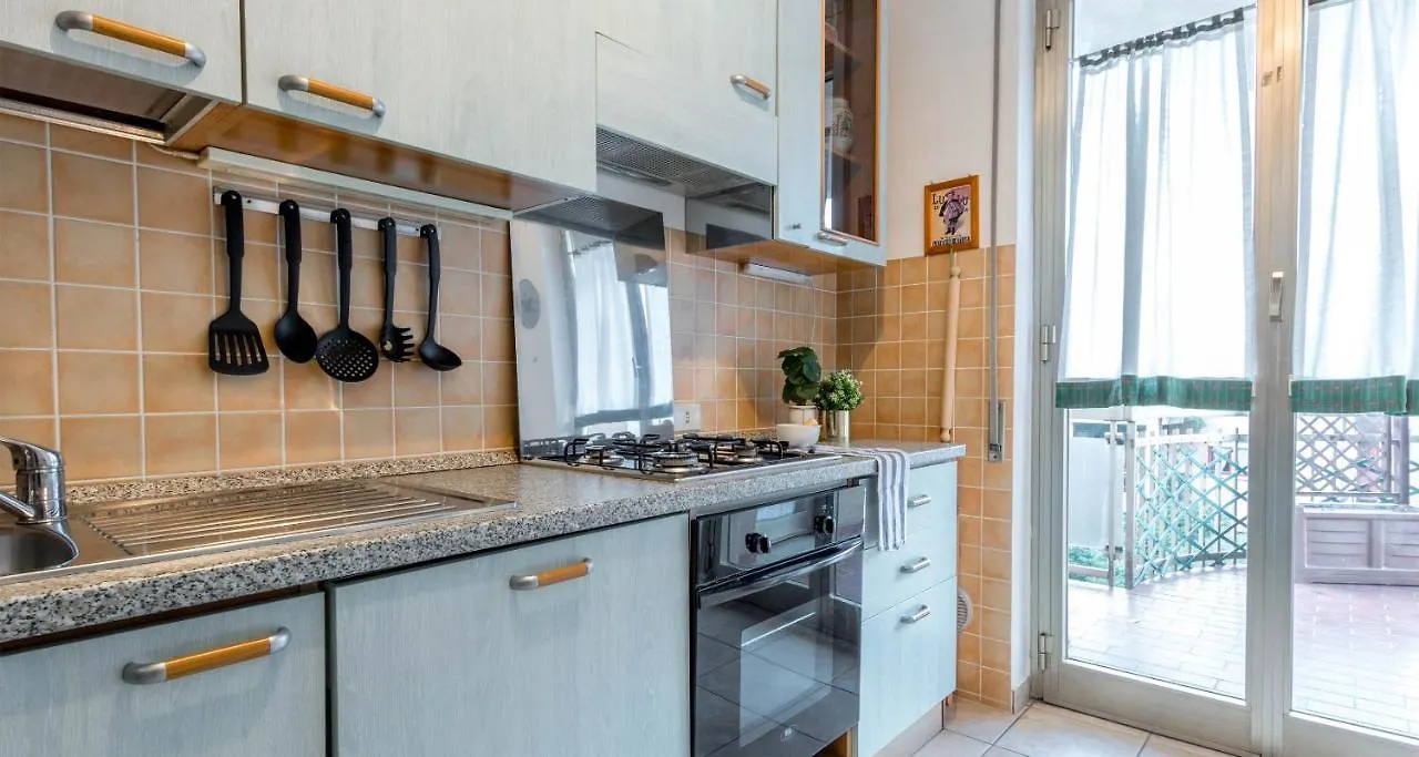 Altido 1Br Apt With Terrace, Near Villa Saporiti And Lake Como